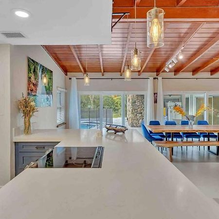 Villa Rare Hidden Getaway Heated Pool 1.5 Acres! Sleeps 16 Fort Lauderdale Exterior foto